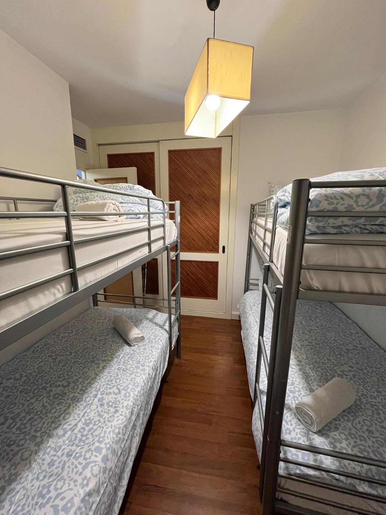 El Torcal Residences With Free Parking Appartement